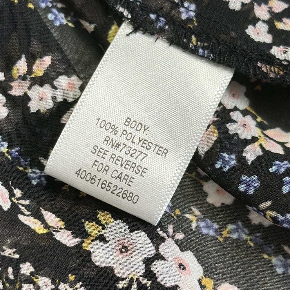Candies Women’s Size Large Black Floral Button Down Top - Picture 10 of 10